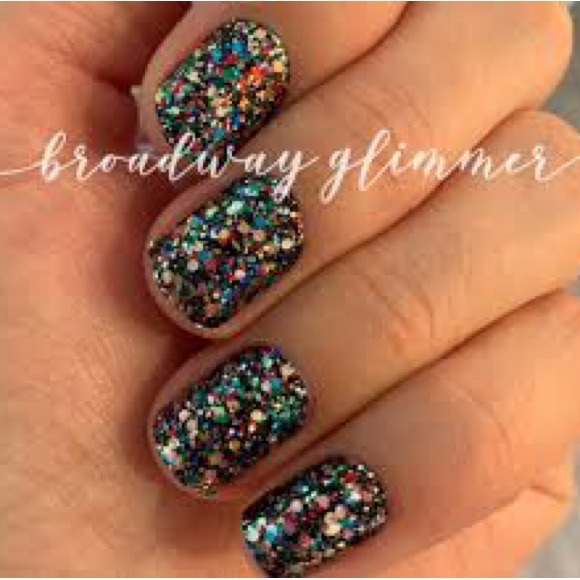 Color Street Broadway Glimmer - Picture 5 of 5